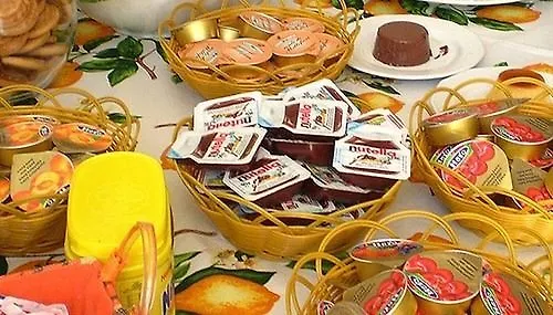 Le Vanille 3* 卡斯蒂亚达斯